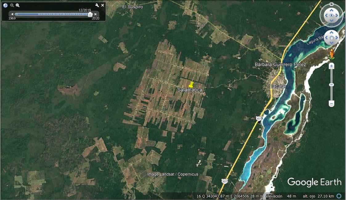 Zona desmontada en el municipio de Bacalar, en Quintana Roo. Imagen tomada de Google Earth.